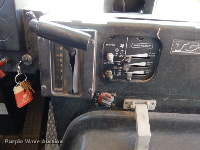 image for item DI1900 1997 Blue Bird TC2000  school bus