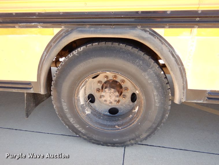 image for item DI1900 1997 Blue Bird TC2000  school bus