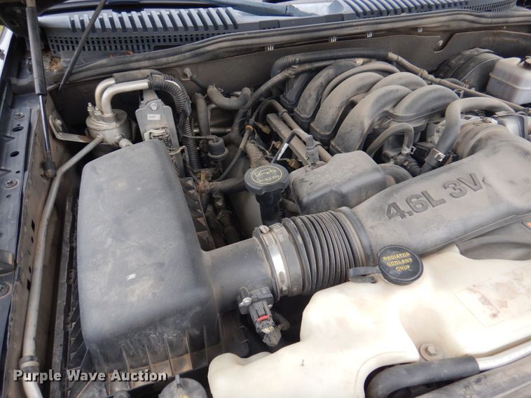 image for item DJ3832 2008 Ford Explorer Eddie Bauer  SUV