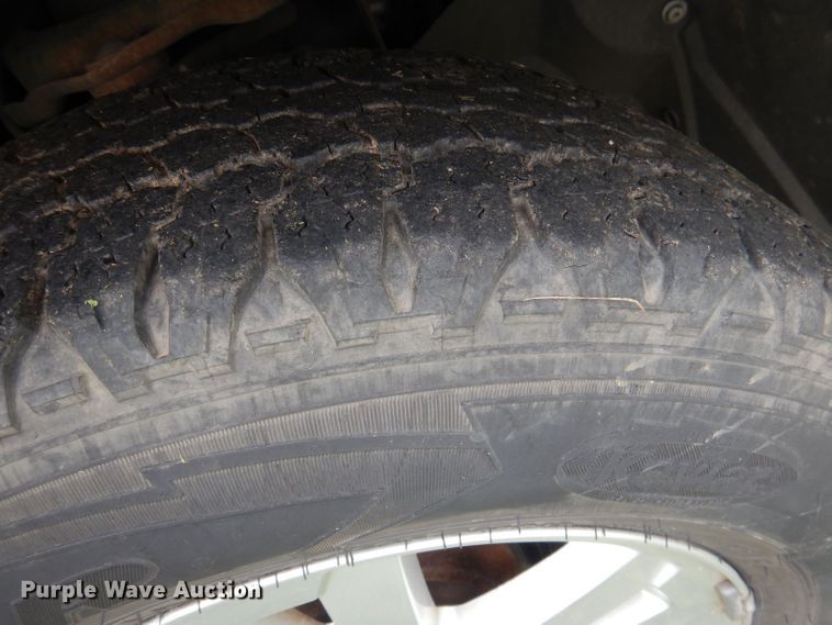 image for item DJ3832 2008 Ford Explorer Eddie Bauer  SUV