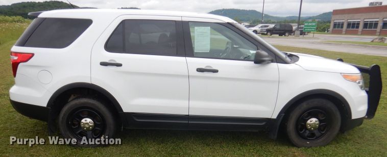 image for item DJ3833 2014 Ford Explorer Police Interceptor  SUV