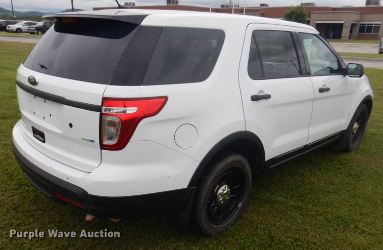 image for item DJ3833 2014 Ford Explorer Police Interceptor  SUV