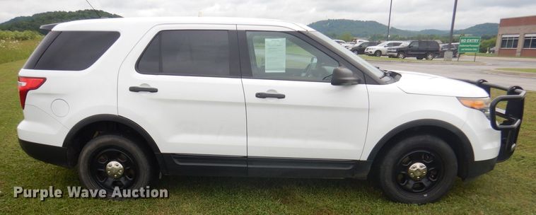 image for item DJ3834 2014 Ford Explorer Police Interceptor  SUV