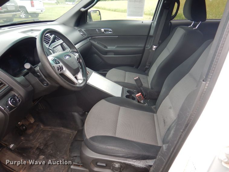 image for item DJ3834 2014 Ford Explorer Police Interceptor  SUV