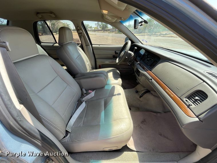 image for item DJ5185 2007 Ford Crown Victoria