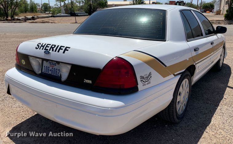 image for item DJ5186 2010 Ford Crown Victoria Police Interceptor