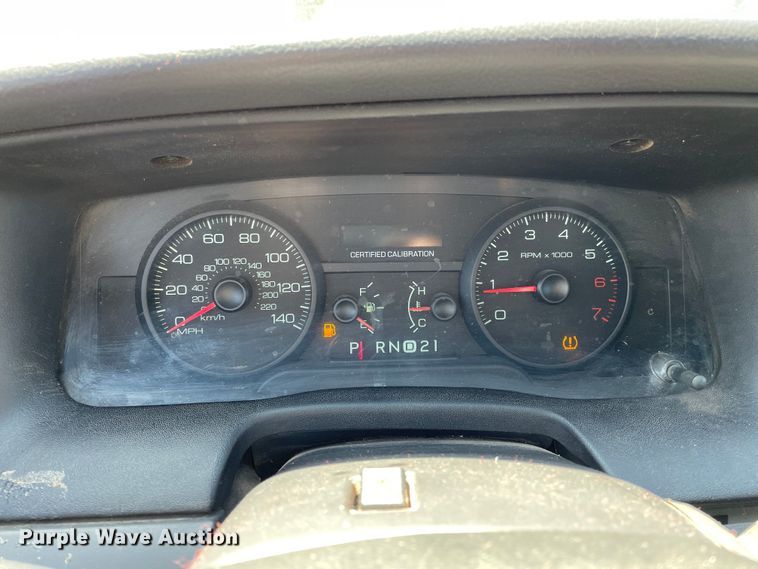 image for item DJ5186 2010 Ford Crown Victoria Police Interceptor