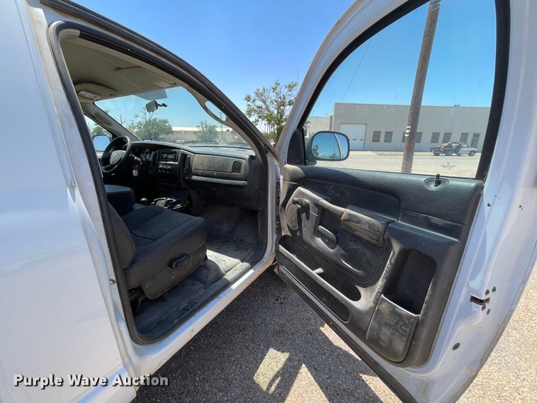 image for item DJ5187 2005 Dodge Ram 1500  pickup truck