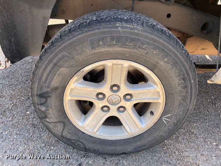 image for item DJ5187 2005 Dodge Ram 1500  pickup truck