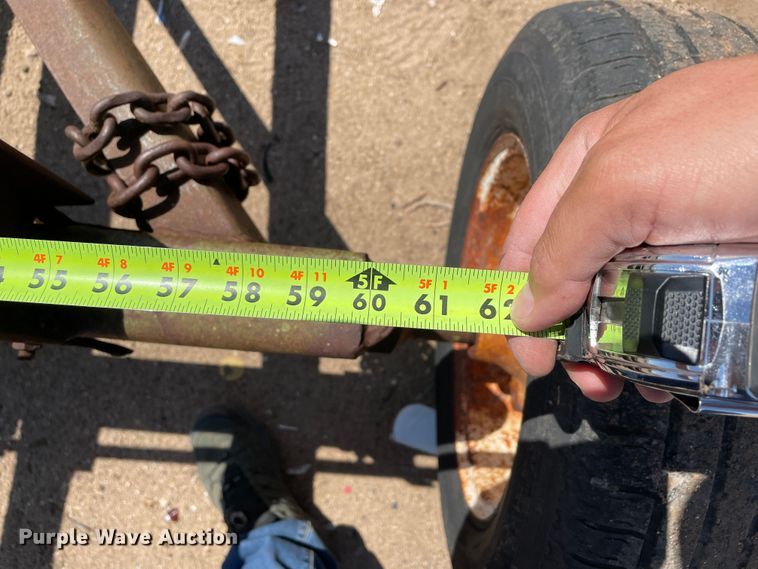 image for item DJ5188 John Deere 1064  running gear