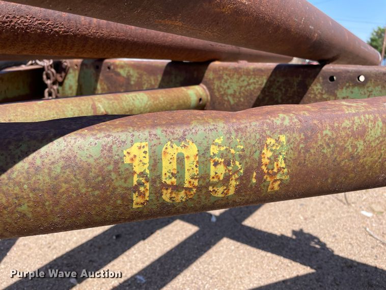 image for item DJ5188 John Deere 1064  running gear