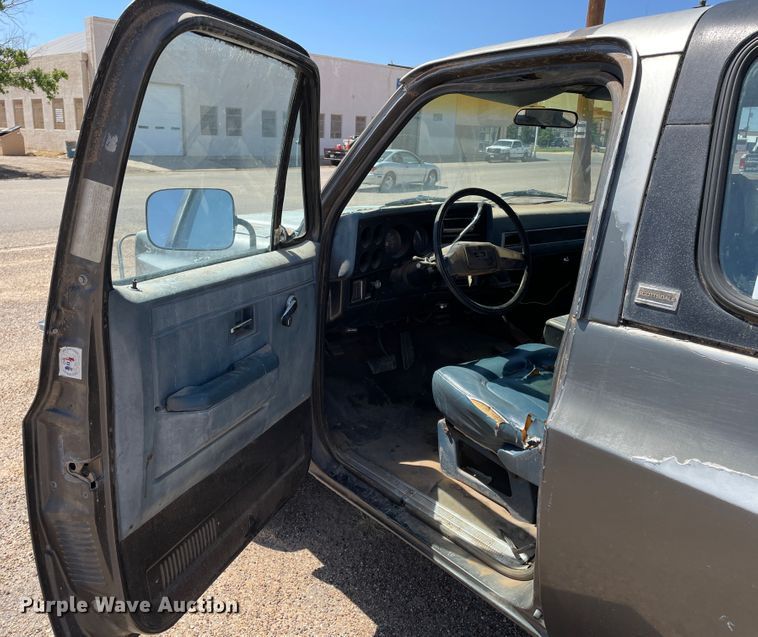 image for item DJ5189 1991 Chevrolet K1500 Blazer  SUV