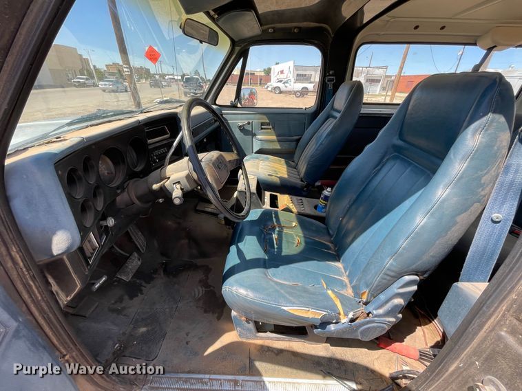 image for item DJ5189 1991 Chevrolet K1500 Blazer  SUV