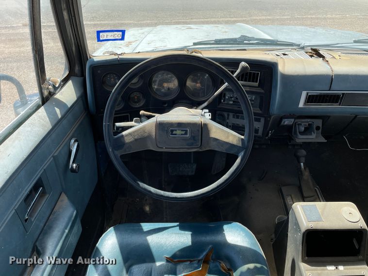 image for item DJ5189 1991 Chevrolet K1500 Blazer  SUV