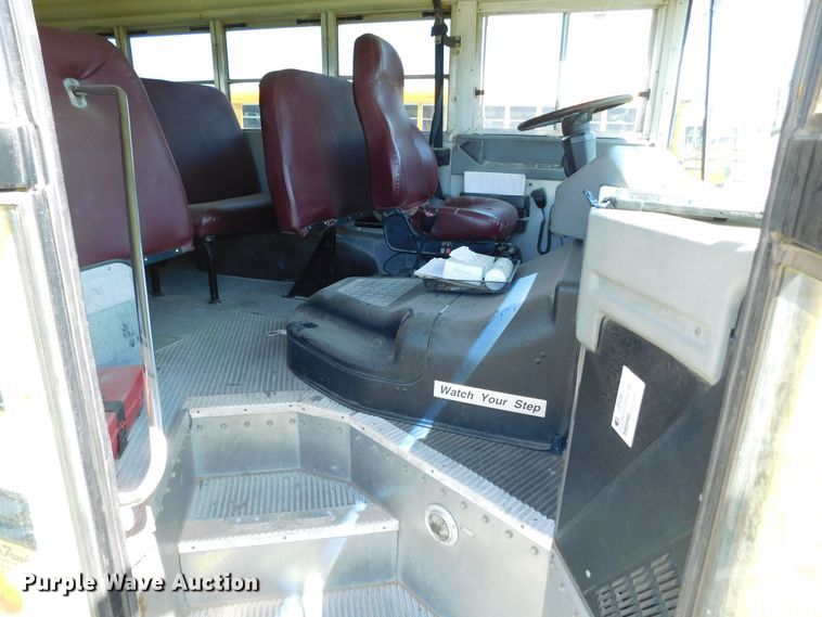 image for item DJ7666 2007 Blue Bird  school bus