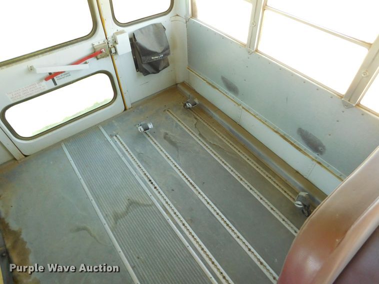 image for item DJ7666 2007 Blue Bird  school bus