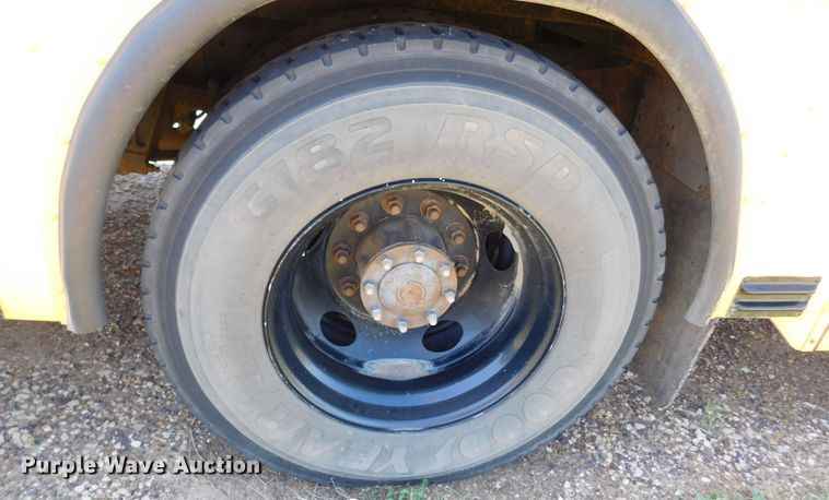 image for item DJ7666 2007 Blue Bird  school bus