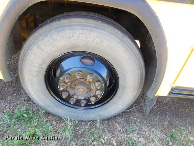 image for item DJ7666 2007 Blue Bird  school bus