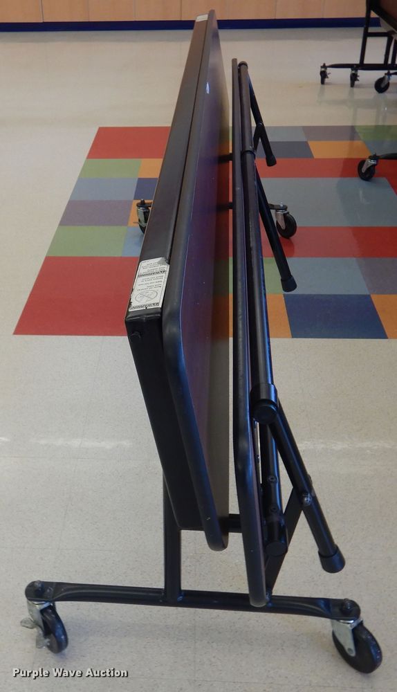 image for item DK0913 (18) lunchroom tables