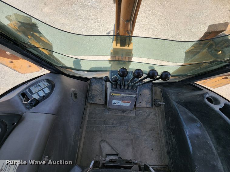 image for item DL6582 2005 Case 580M  backhoe