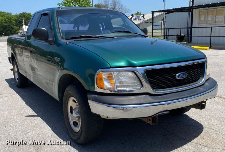 image for item DM4169 2000 Ford F150  SuperCab pickup truck