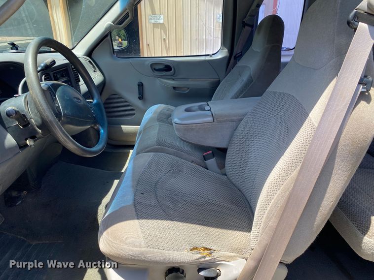 image for item DM4169 2000 Ford F150  SuperCab pickup truck