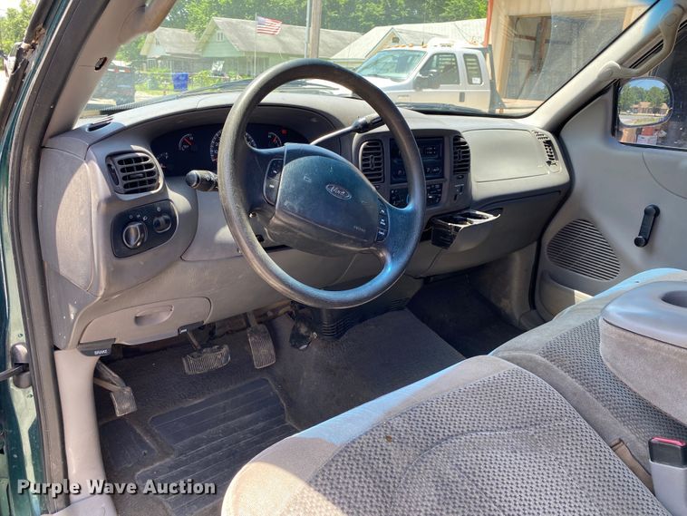 image for item DM4169 2000 Ford F150  SuperCab pickup truck