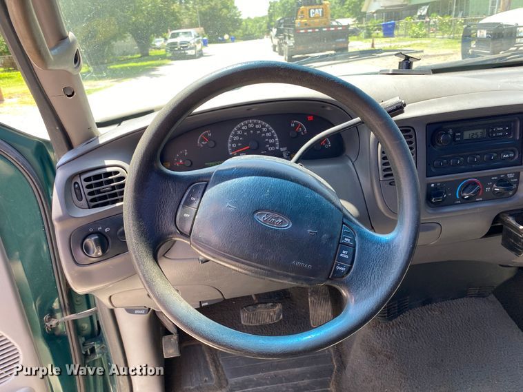 image for item DM4169 2000 Ford F150  SuperCab pickup truck