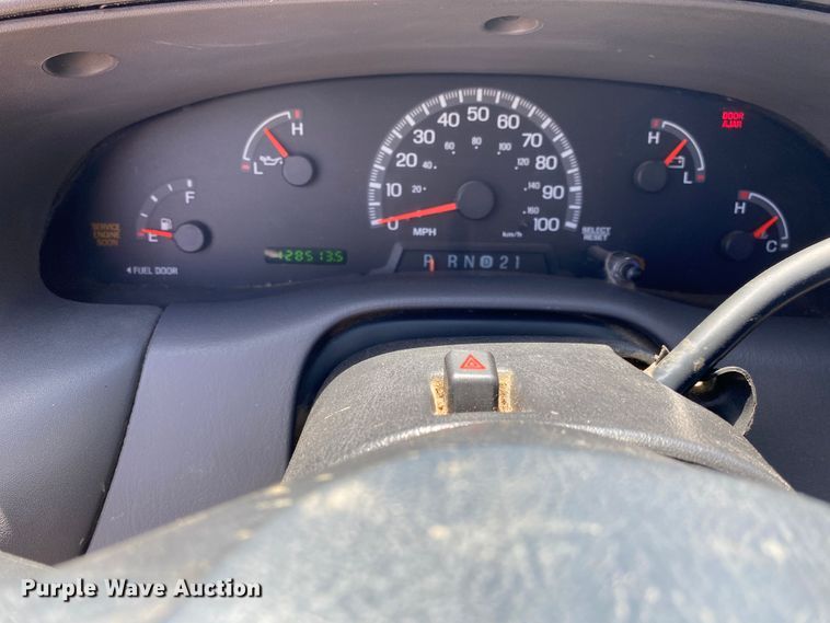 image for item DM4169 2000 Ford F150  SuperCab pickup truck