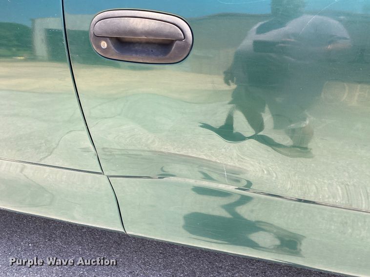 image for item DM4169 2000 Ford F150  SuperCab pickup truck