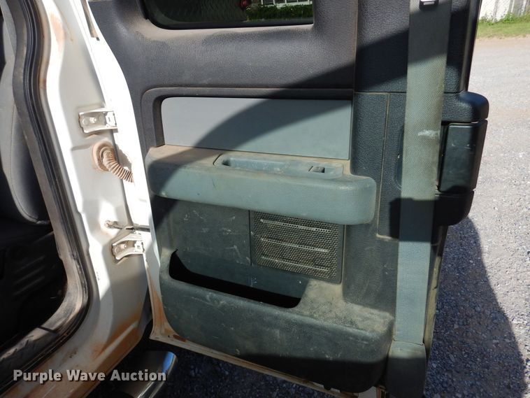 image for item DN0400 2012 Ford F150  SuperCab pickup truck