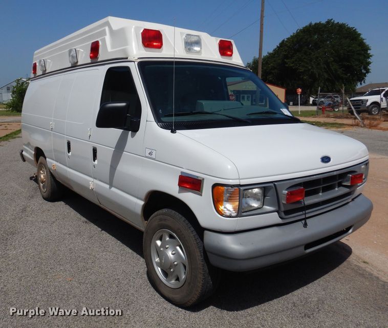 image for item DN0401 1998 Ford E250  ambulance