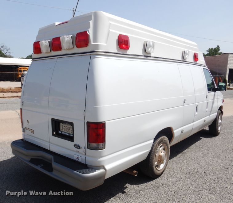 image for item DN0401 1998 Ford E250  ambulance