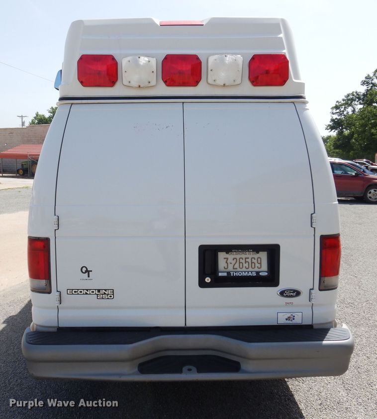 image for item DN0401 1998 Ford E250  ambulance