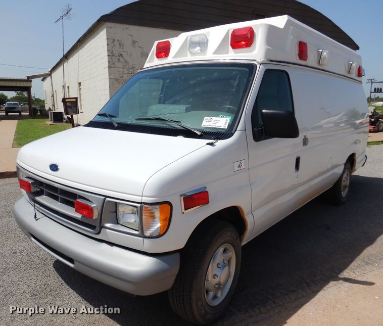 image for item DN0401 1998 Ford E250  ambulance