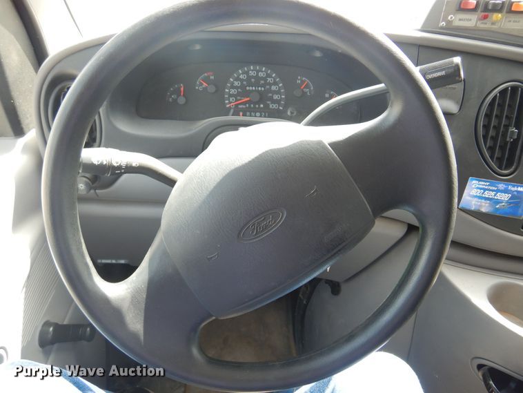 image for item DN0401 1998 Ford E250  ambulance