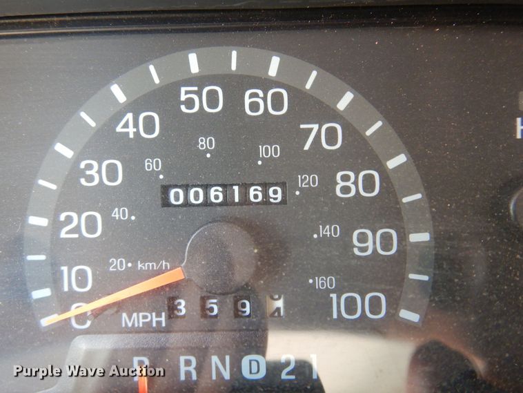 image for item DN0401 1998 Ford E250  ambulance