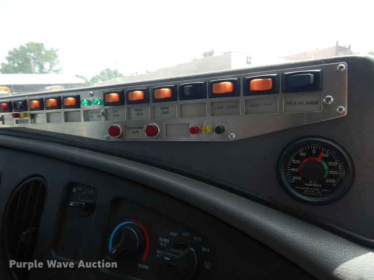 image for item DN0401 1998 Ford E250  ambulance