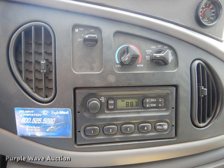 image for item DN0401 1998 Ford E250  ambulance