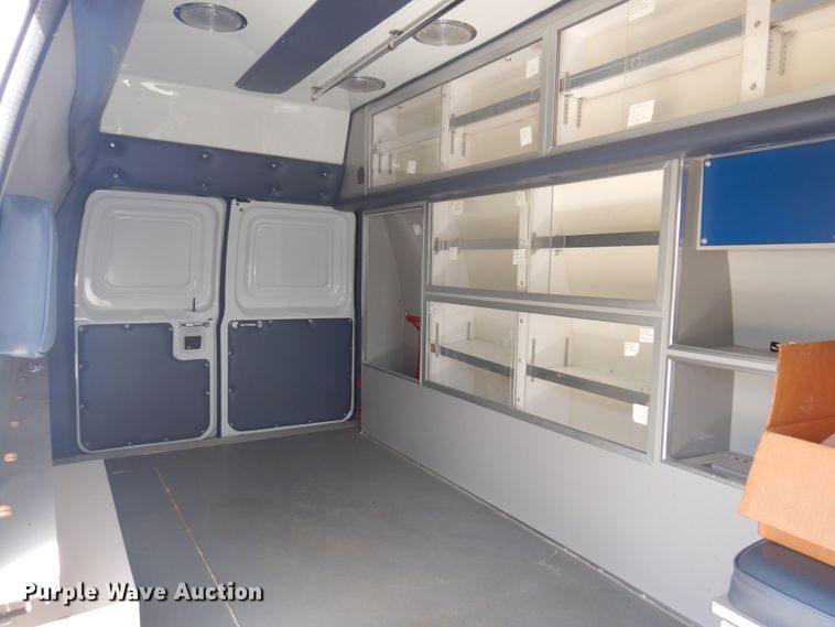 image for item DN0401 1998 Ford E250  ambulance