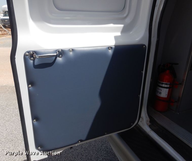 image for item DN0401 1998 Ford E250  ambulance