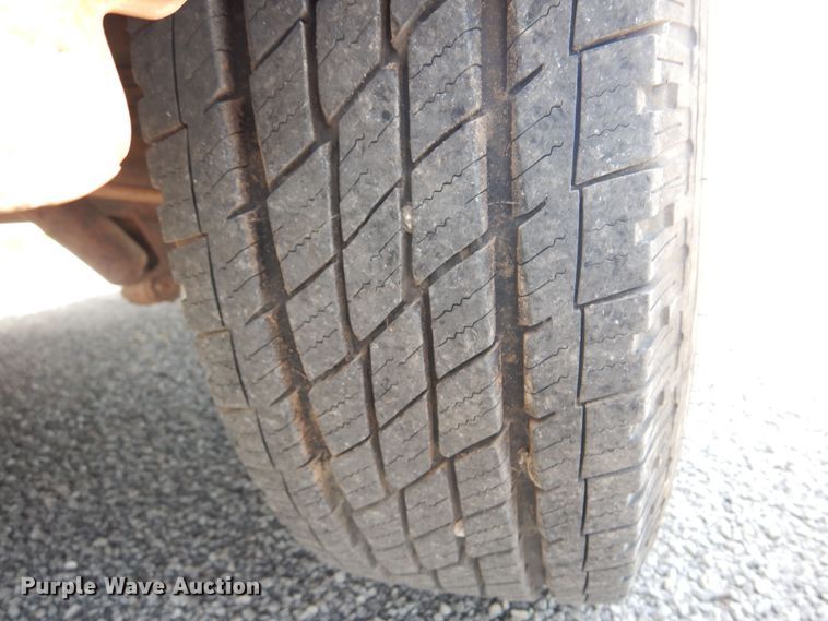 image for item DN0401 1998 Ford E250  ambulance