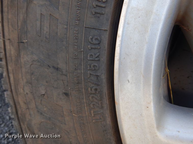 image for item DN0401 1998 Ford E250  ambulance