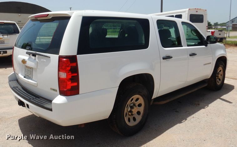 image for item DN0407 2011 Chevrolet Suburban  SUV