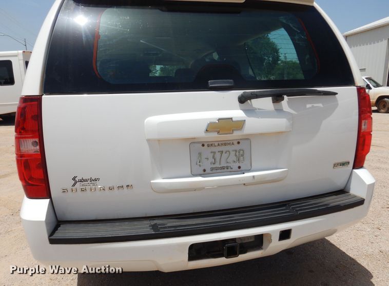 image for item DN0407 2011 Chevrolet Suburban  SUV