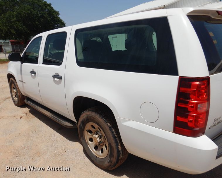image for item DN0407 2011 Chevrolet Suburban  SUV