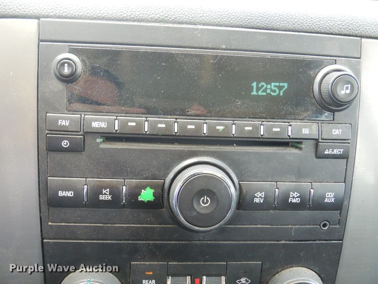 image for item DN0407 2011 Chevrolet Suburban  SUV