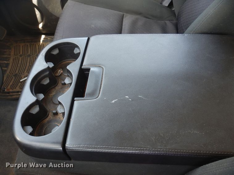 image for item DN0407 2011 Chevrolet Suburban  SUV