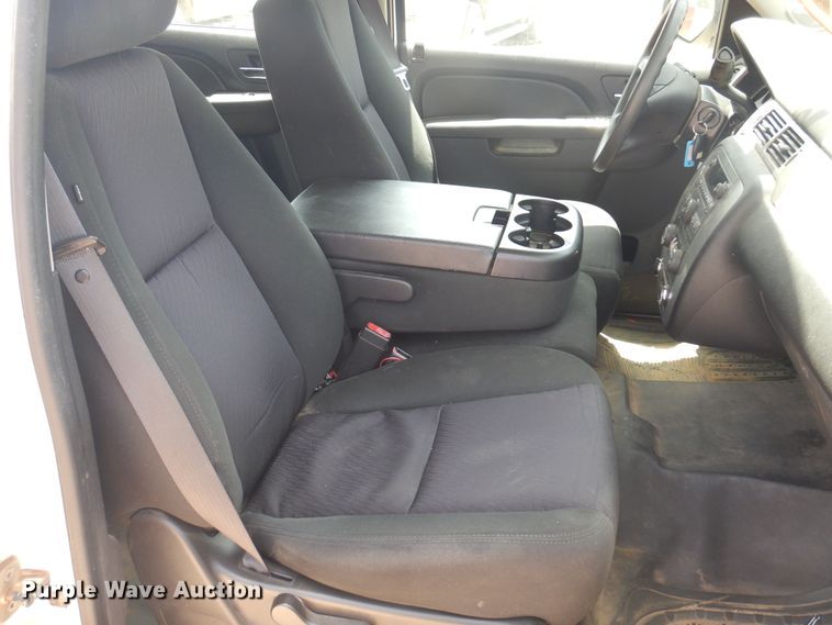 image for item DN0407 2011 Chevrolet Suburban  SUV