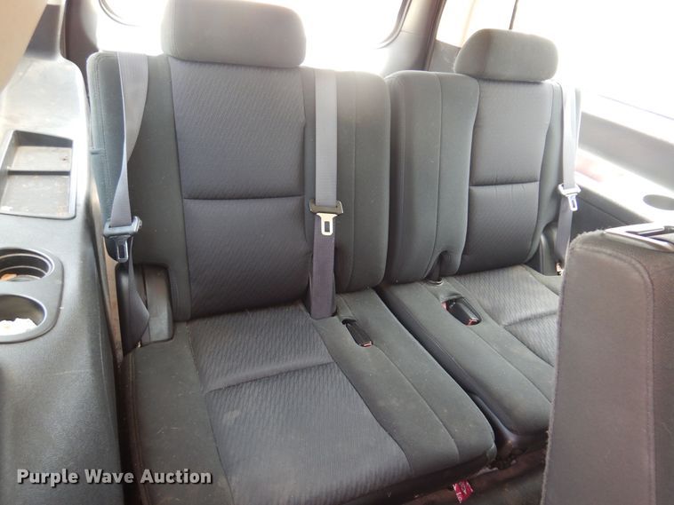 image for item DN0407 2011 Chevrolet Suburban  SUV